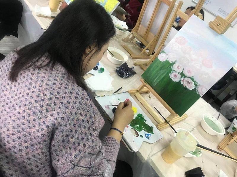 纽曼泰克女神节